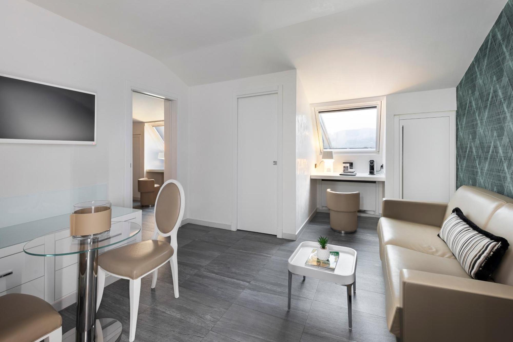 ホテル モンテカティーニ パレス モンテカティーニ・テルメ エクステリア 写真 A typical apartment at the complex